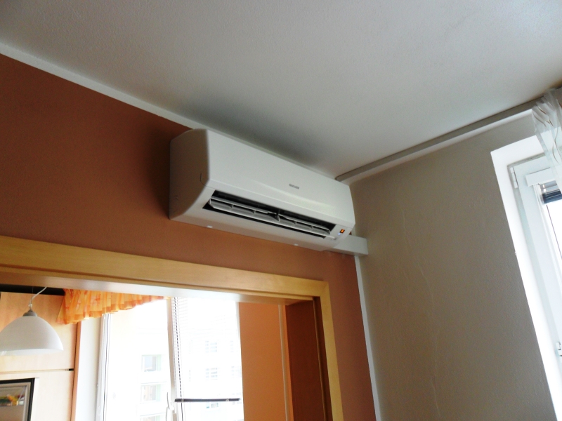 Dodávka a montáž klimatizace pro obývací pokoj bytu ve Vyškově