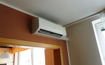 Dodávka a montáž klimatizace pro obývací pokoj bytu ve Vyškově